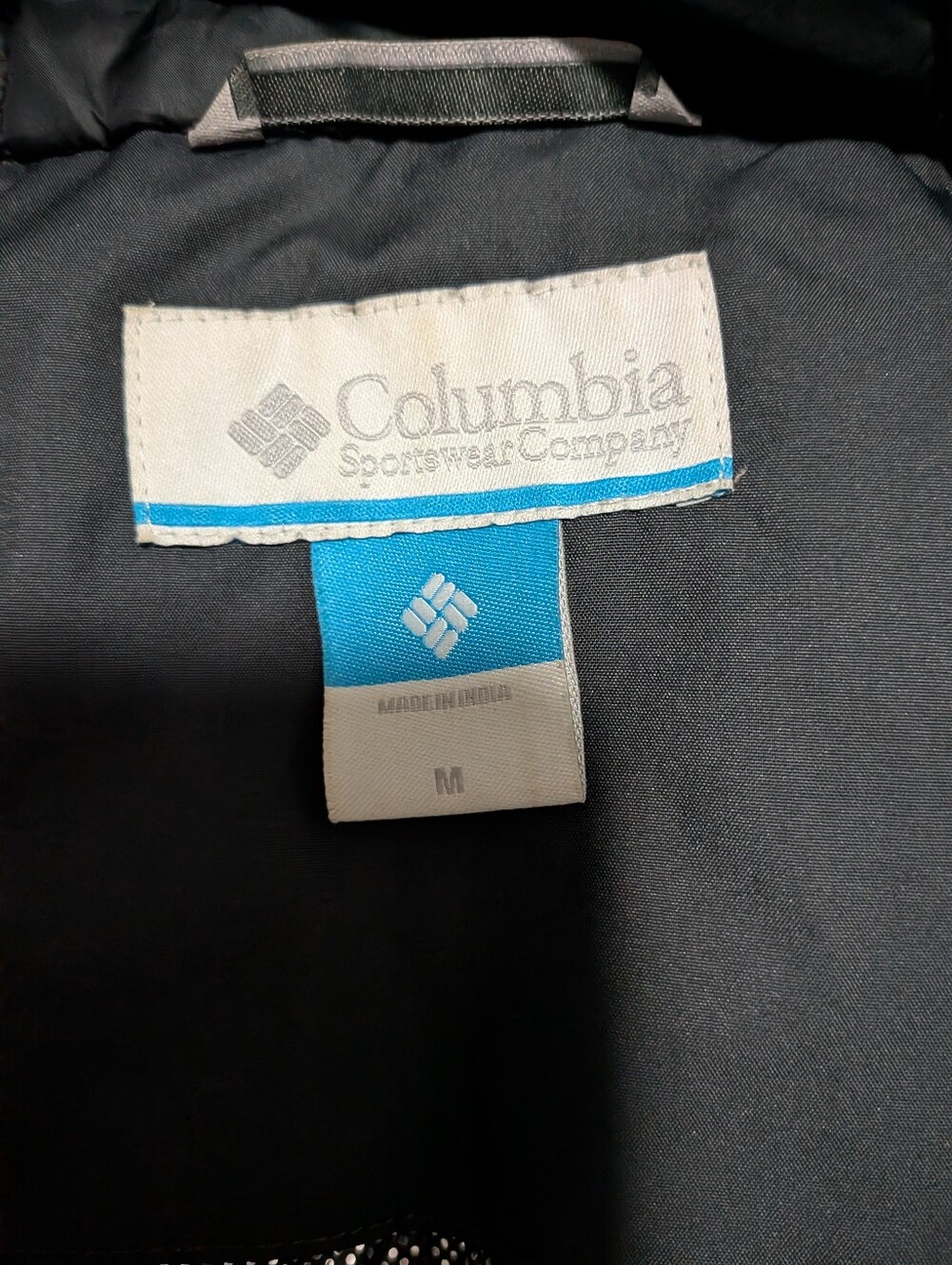 Columbia Women's Medium Rosie Run Omni-Tech Insulated Jacket Shark White Black - Picture 7 of 8